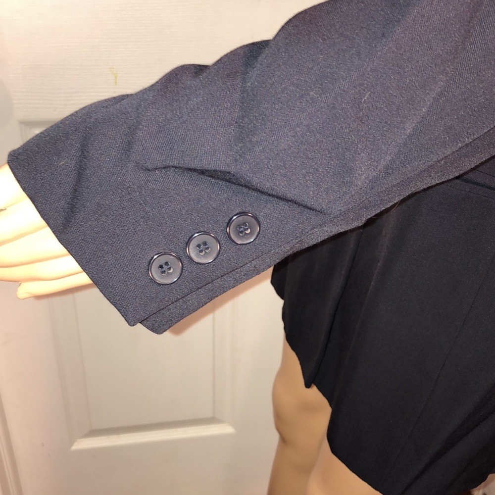 Chaus Navy Blazer. 8 - Picture 4 of 8